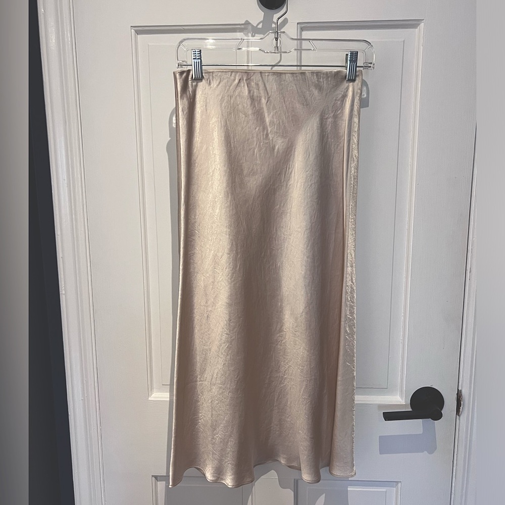 Babaton Aritzia Slip Satin Champagne Midi Skirt - Size 4